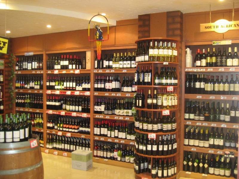 Tourists in Dubai Now Allowed to Buy Booze in Stores