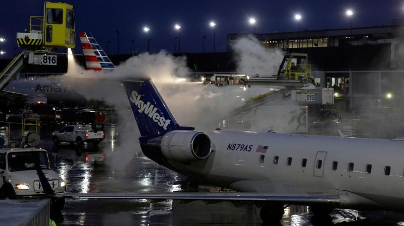 Winter Storm Forces Flight Cancellations across the U.S.