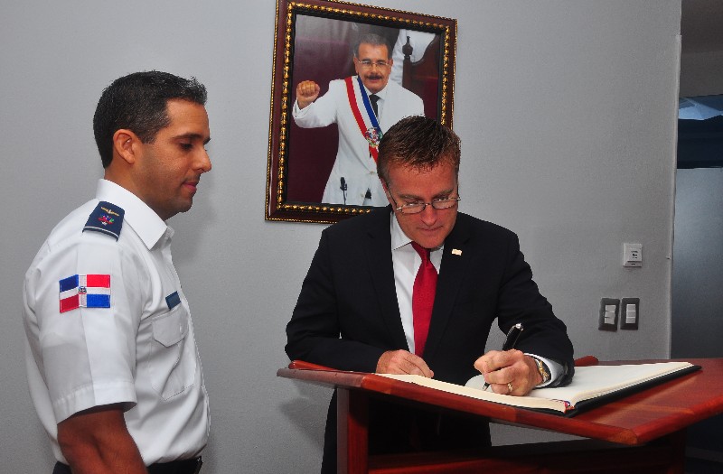 Former US Ambassador to the Dominican Republic Underscores the Country's Safety, Security