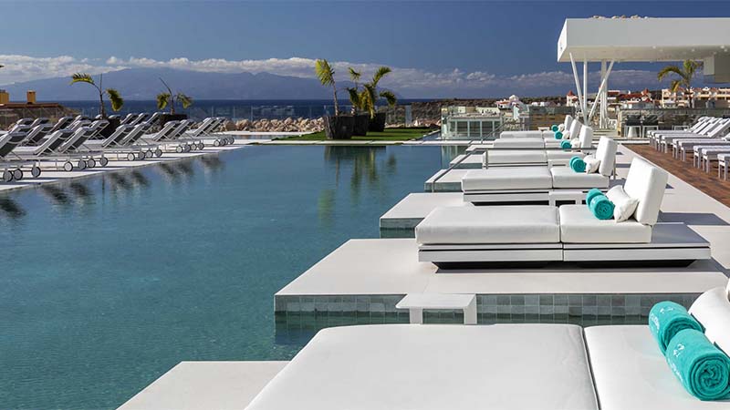 AMResorts