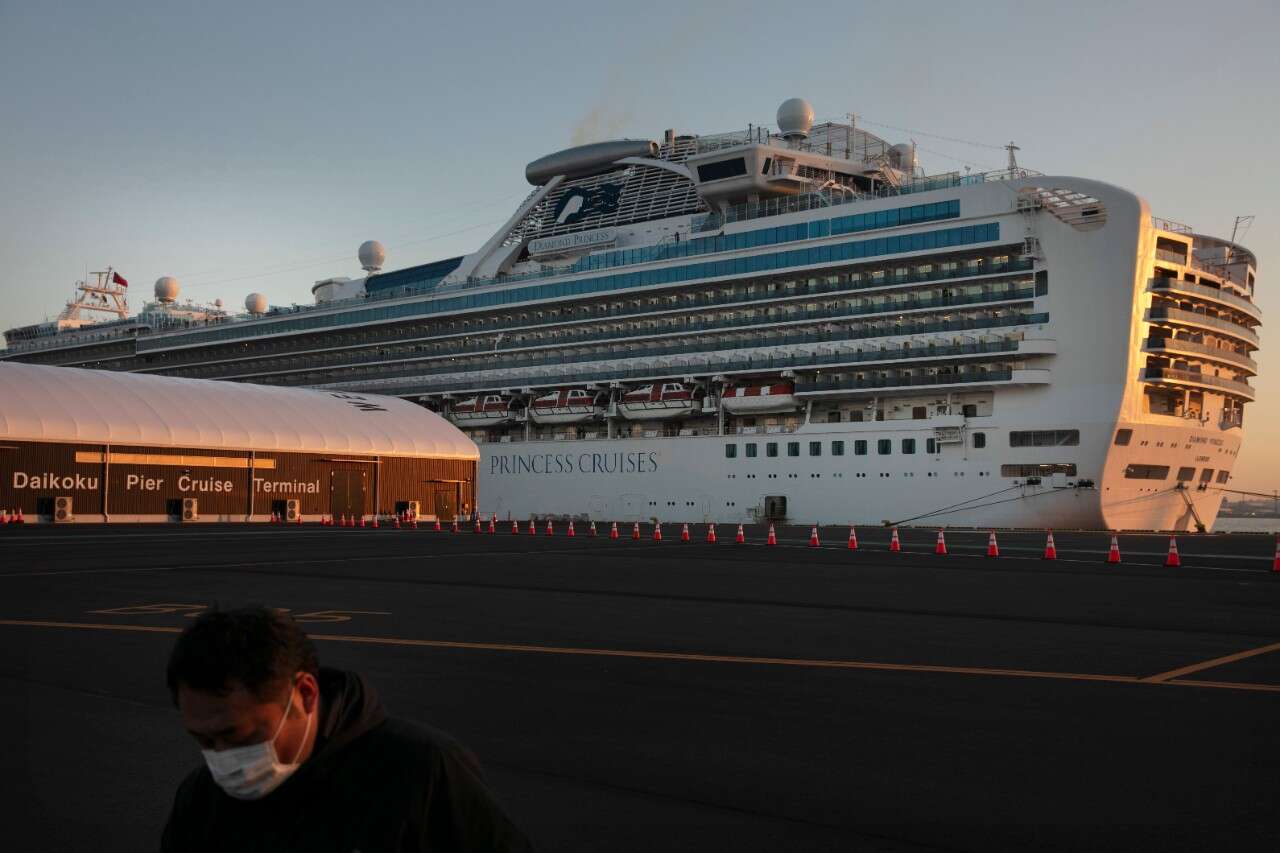 cruise ship in Canada 