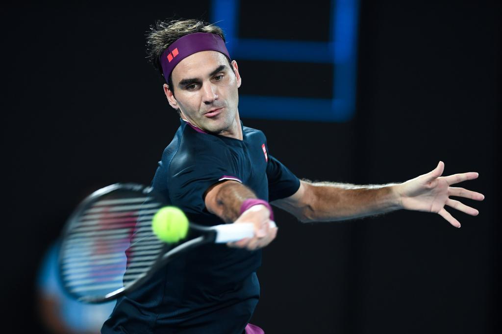 Roger Federer playing tennis