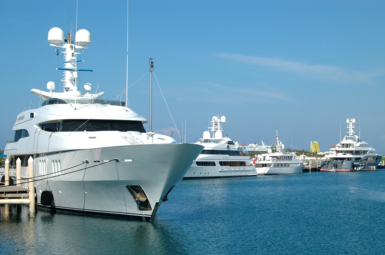 boats in the Bahamas