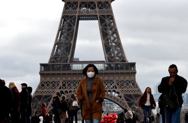 Chinese tourist in Paris