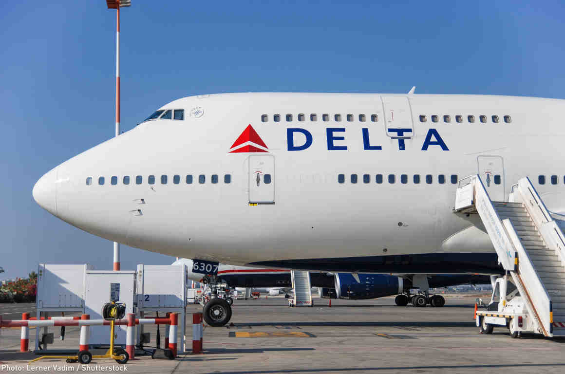 Delta plane on tarmac