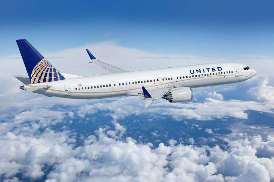 United Airlines plane in flight