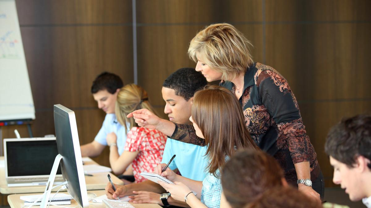 UNWTO Academy,teacher and youngsters