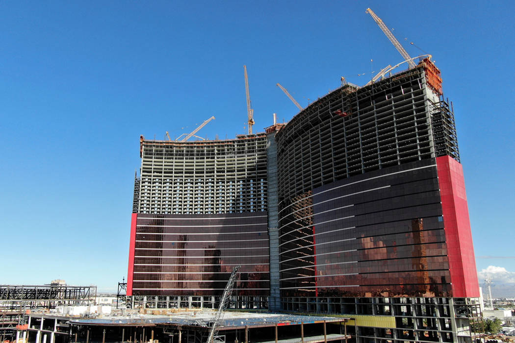 Hilton hotel in Las Vegas under construction