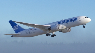 Boeing, Air Europa Celebrate Delivery of First 787 Dreamliner