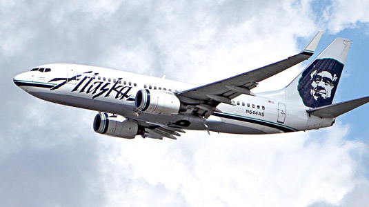 Alaska Airlines Moves Forward on California-Mexico Flights