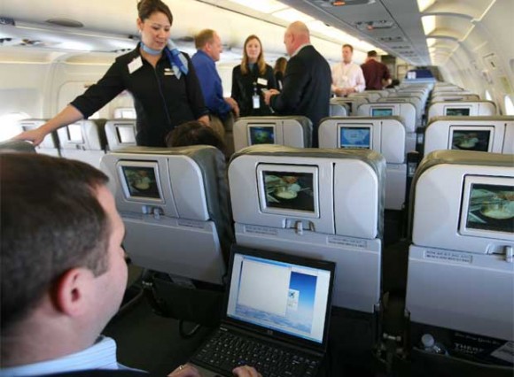 American Airlines to Offer Streaming In-Flight Entertainment