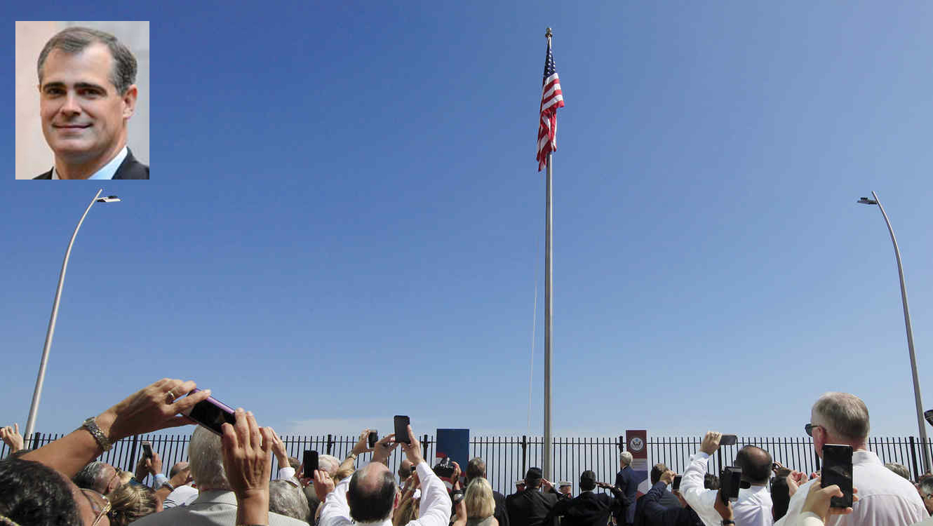 ASTA President Attends Flag Raising at U.S. Embassy in Cuba