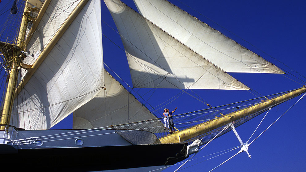 Explore Cuba, the Cayman Islands with Star Clippers and Caribtours