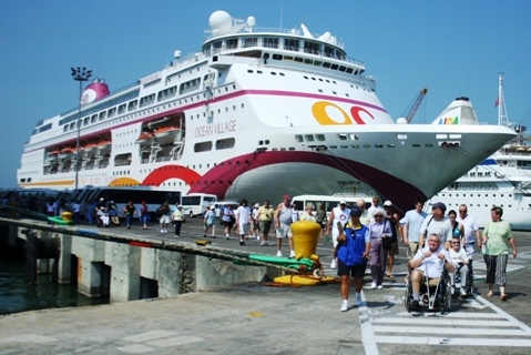 Cruise Line Boosts Colombia Tourism Industry