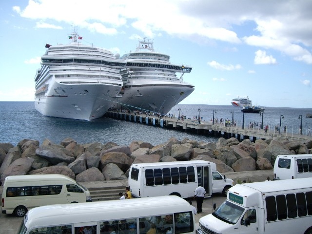 3,000 Cruise Passengers Visited St. Kitts on Tuesday
