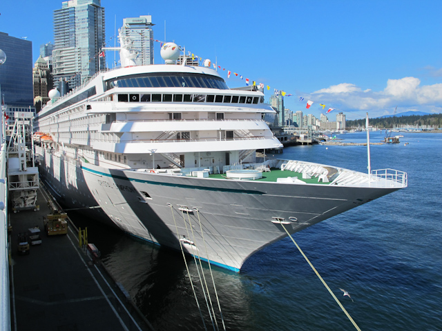 Crystal Lowers Fares on Oct. 25 New York-to-Miami Cruise