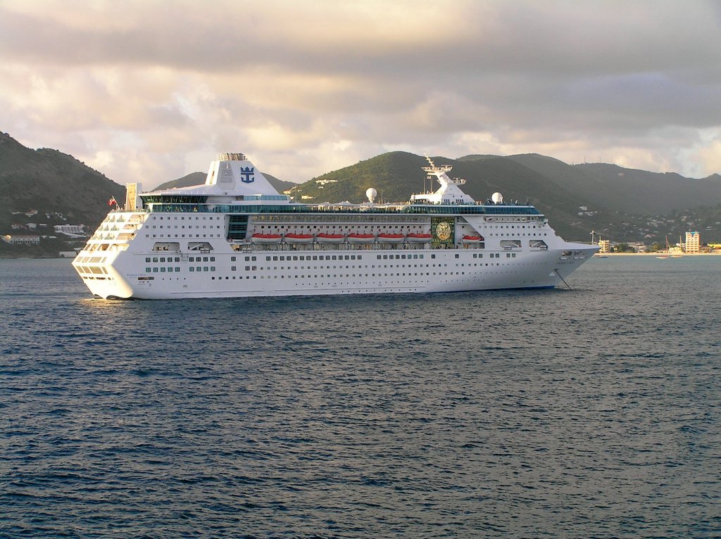 Royal Caribbean's Empress of the Seas to Offer Short Cruises from Miami