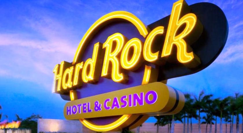 Miami Legal Team Arranges Casino Deal in Dominican Capital