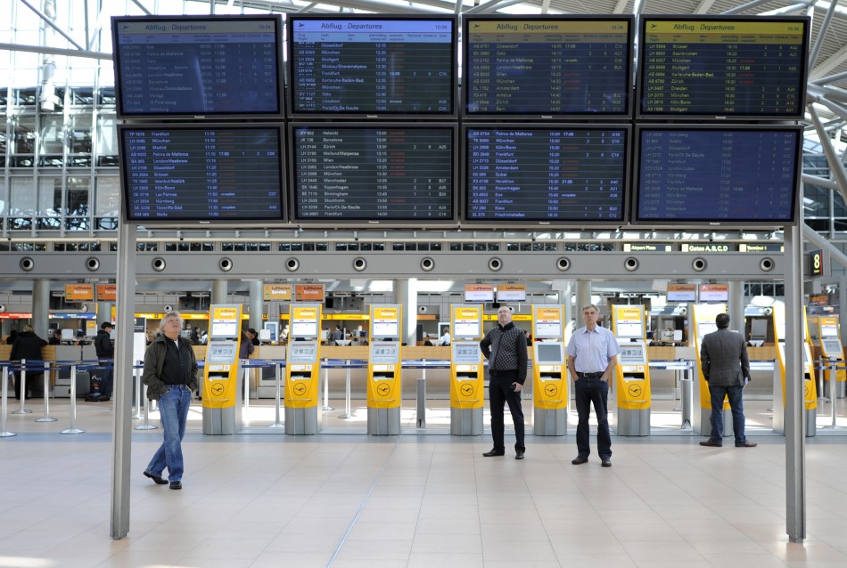 Hurricane Irene Affects Caribbean Flights