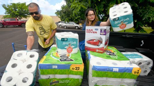 Mighty Hurricane Lane Barrels Down toward Hawaii