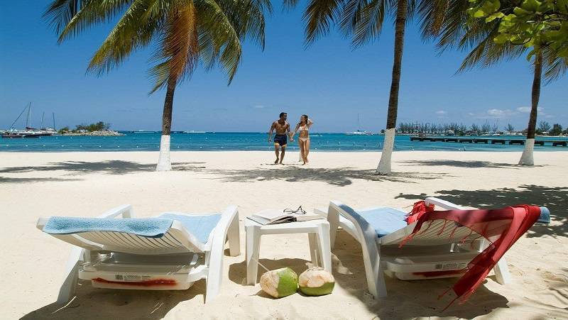 Jamaica Sets Record High in Tourist Arrivals