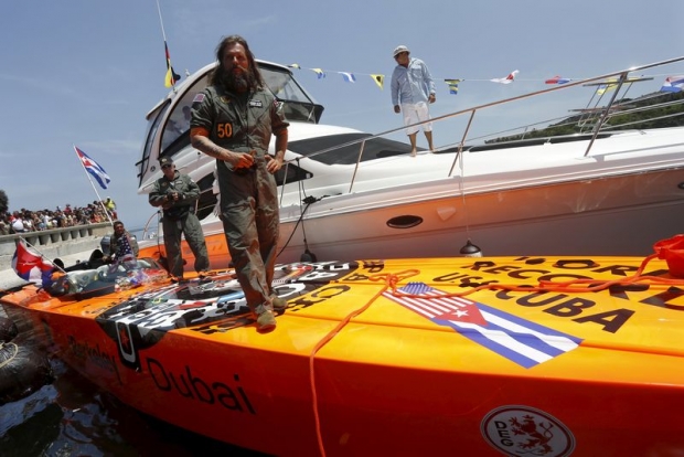 German Sets Florida-to-Cuba Speedboat Record in 90 Minutes