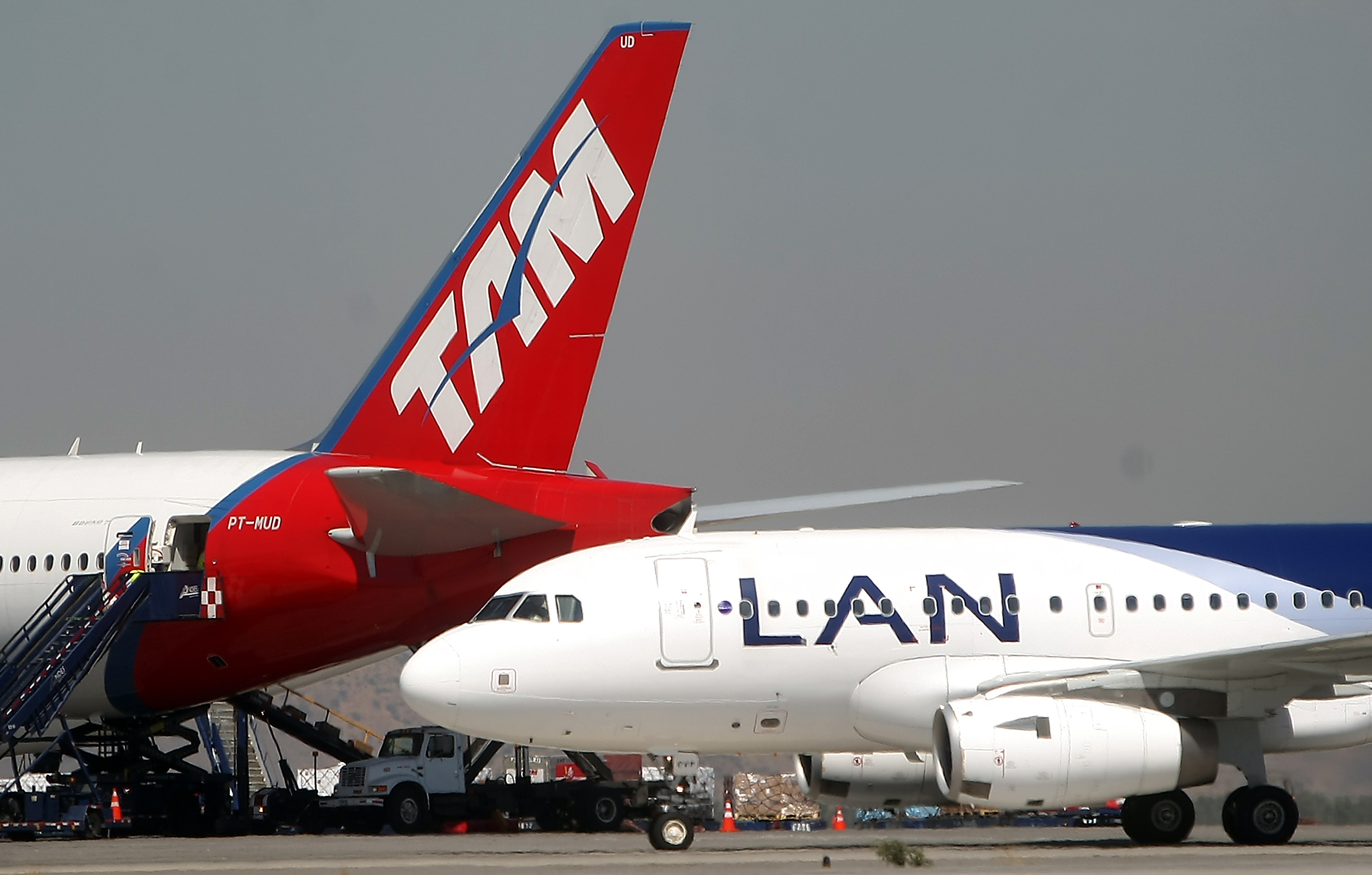 LATAM Overhauls Long-Haul Schedule for 2016