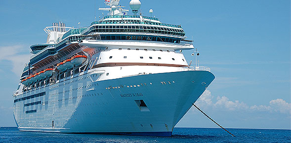Royal Caribbean to Transfer Majesty of the Seas to Pullmantur