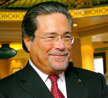 Carnival Corporation Chairman to Speak at WTM 2012