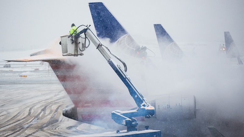 Thousands of Flights Cancelled as Winter Storm Hits the U.S.