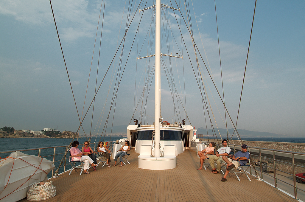 Group IST Adds Third Yacht for Cuba Cruises