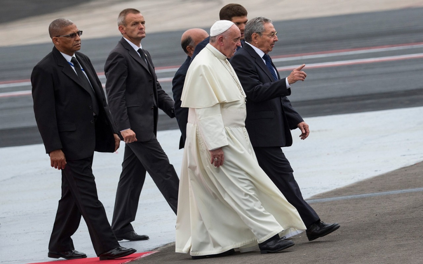 Pope Francis Hails US-Cuba Detente as Model for the World