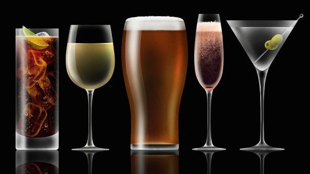 Majorca, Ibiza to Levy Extra Charge on Tourists for Booze