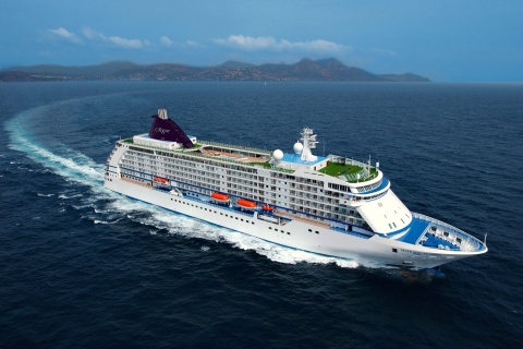 Regent Seven Seas Offers Savings, Free Air in Caribbean