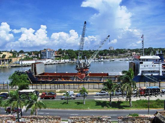 Dredging of Santo Domingo Harbor Looks to Berth Big Cruise Ships