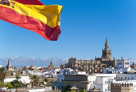 More than Half of Spain’s Service Exports Come from Travel, Tourism