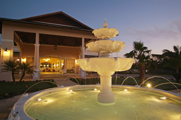Blue Diamond Resorts Recognized by Monarc Travel Awards