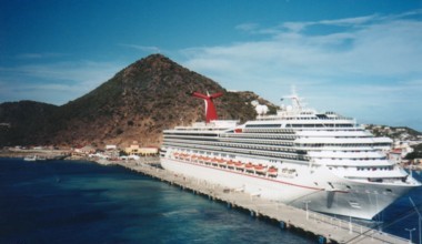 St. Maarten Reports Uptick in Cruise Arrivals, Hotel Timeshare Occupancy in 2010