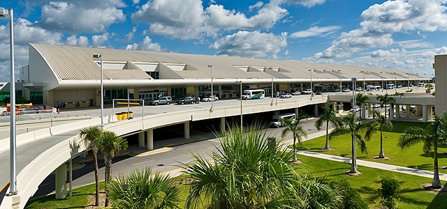 Southwest Florida Airport Now Offers Nonstop Flights to San Juan, Cancun