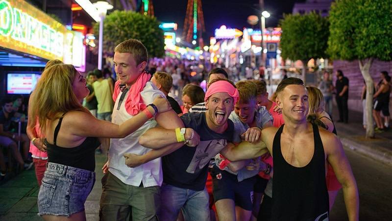 Unruly British Tourists Blacklisted by Ibiza Hotel