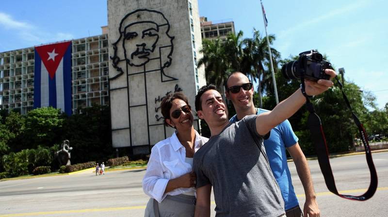 Cuba Rakes in Four Million Tourists for Third Year Running