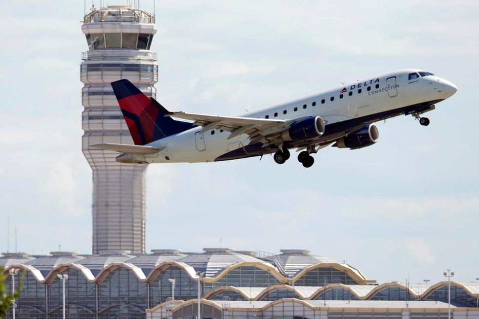 Restrictions Lifted on U.S.-Mexico Flights