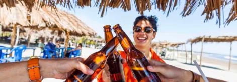 Chinese tourists in Cancun