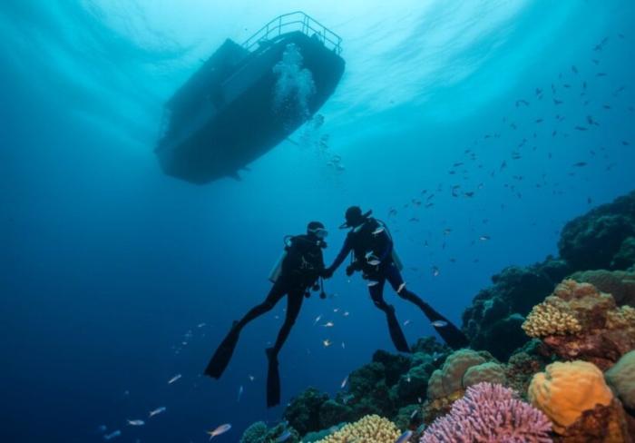 Italian divers off Maldives